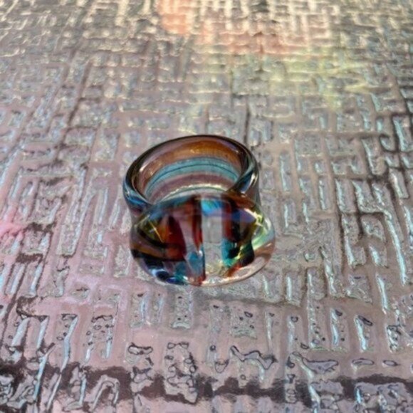 Multicolored Art Glass Abstract Pattern Cocktail Statement Ring Sz 8 - Picture 1 of 6